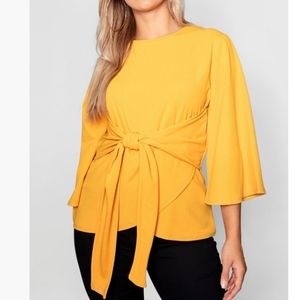 Boohoo Plus Size ➕️ Kimono Sleeve Wrap Tie Waist Top